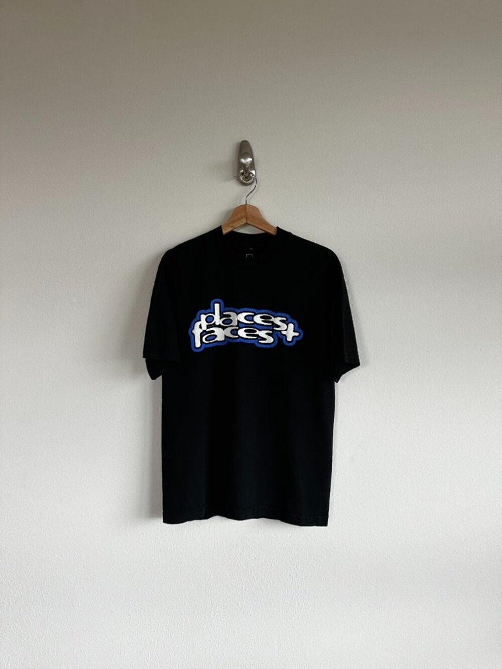 Places + Faces Black, White & Blue Tee Size Small